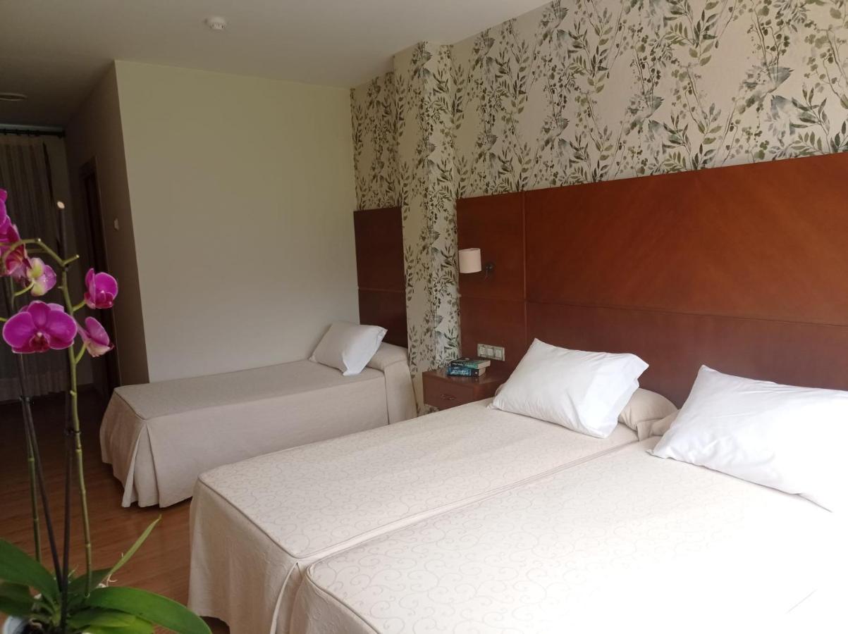 Hotel A Raina โอยา ภายนอก รูปภาพ